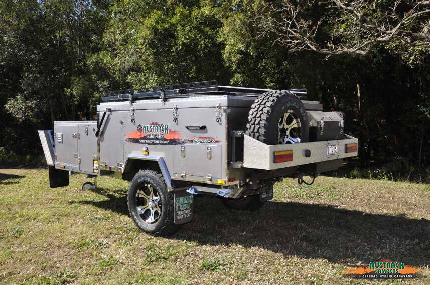 17_Telegraph-X-closed-rear